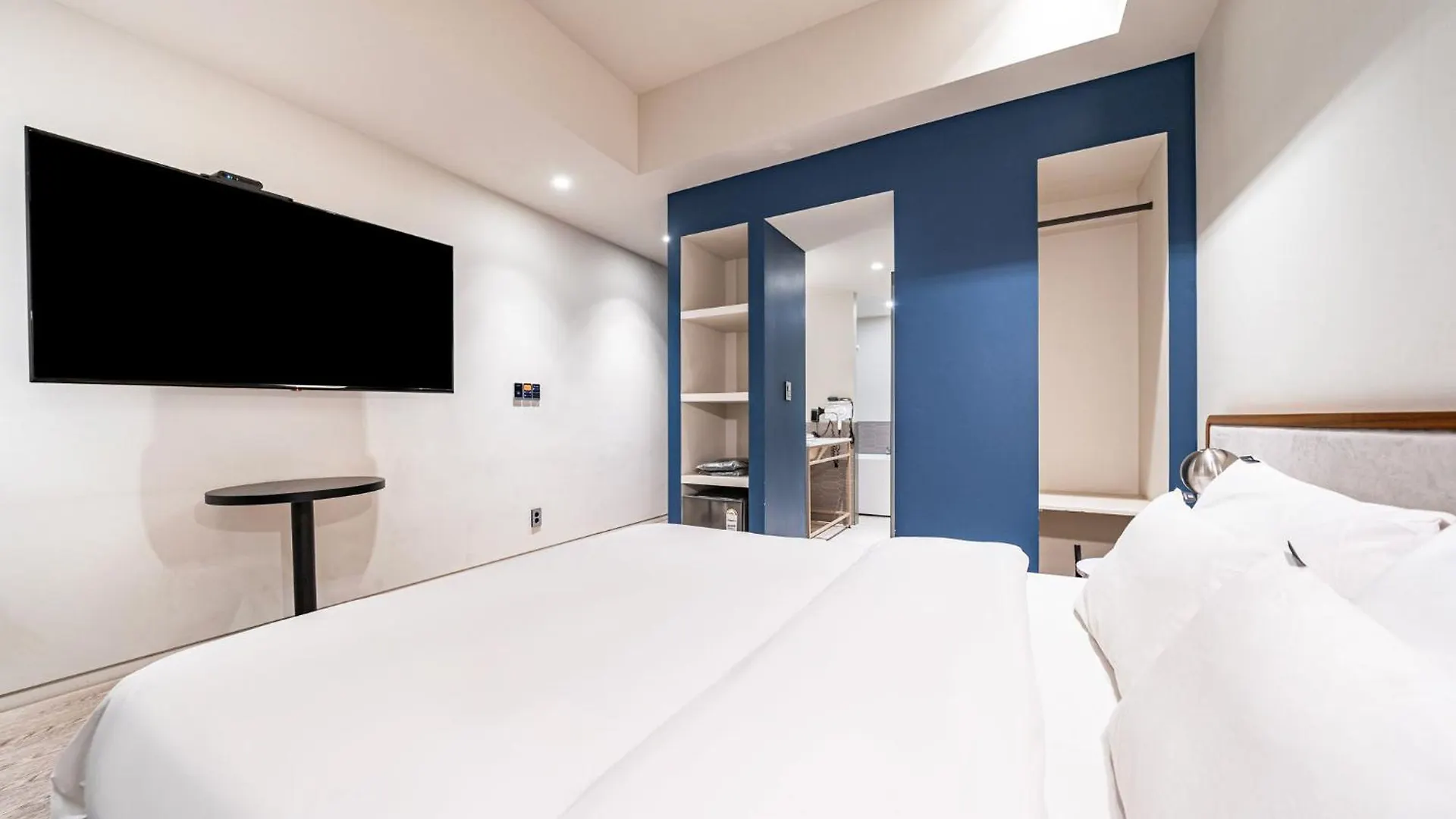 Incheon H Avenue Soraepogu Hotel 0*,  South Korea