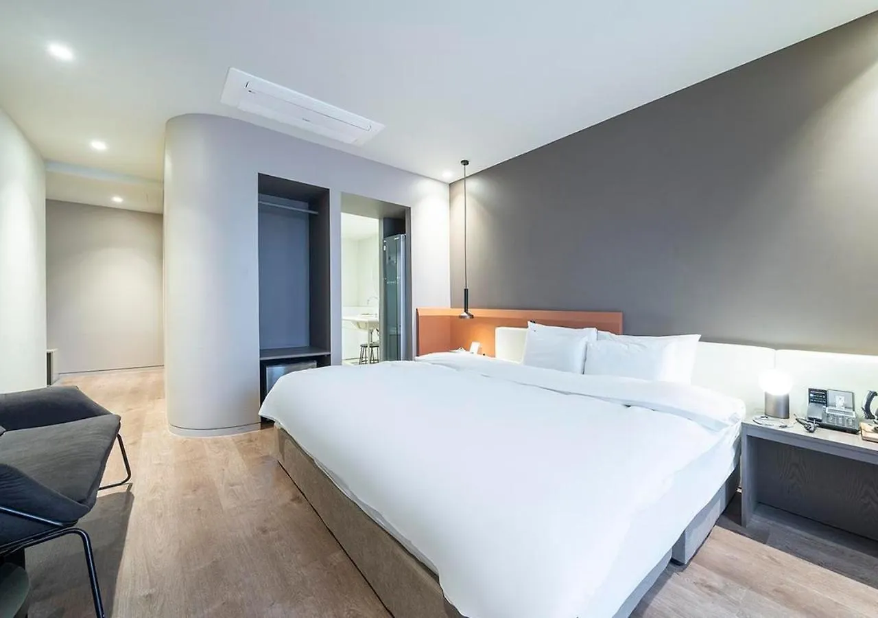 Incheon H Avenue Soraepogu Hotel