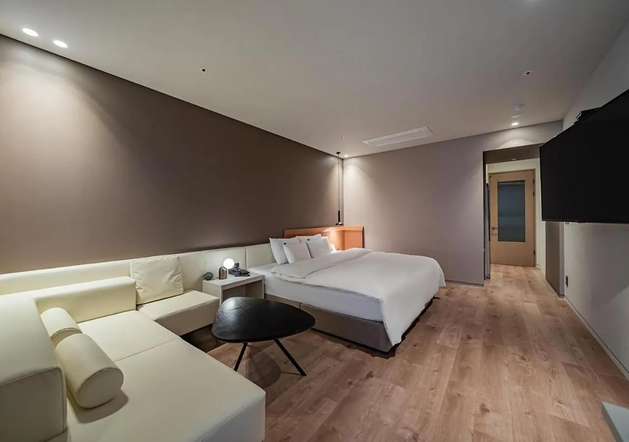 Incheon H Avenue Soraepogu Hotel 0*,