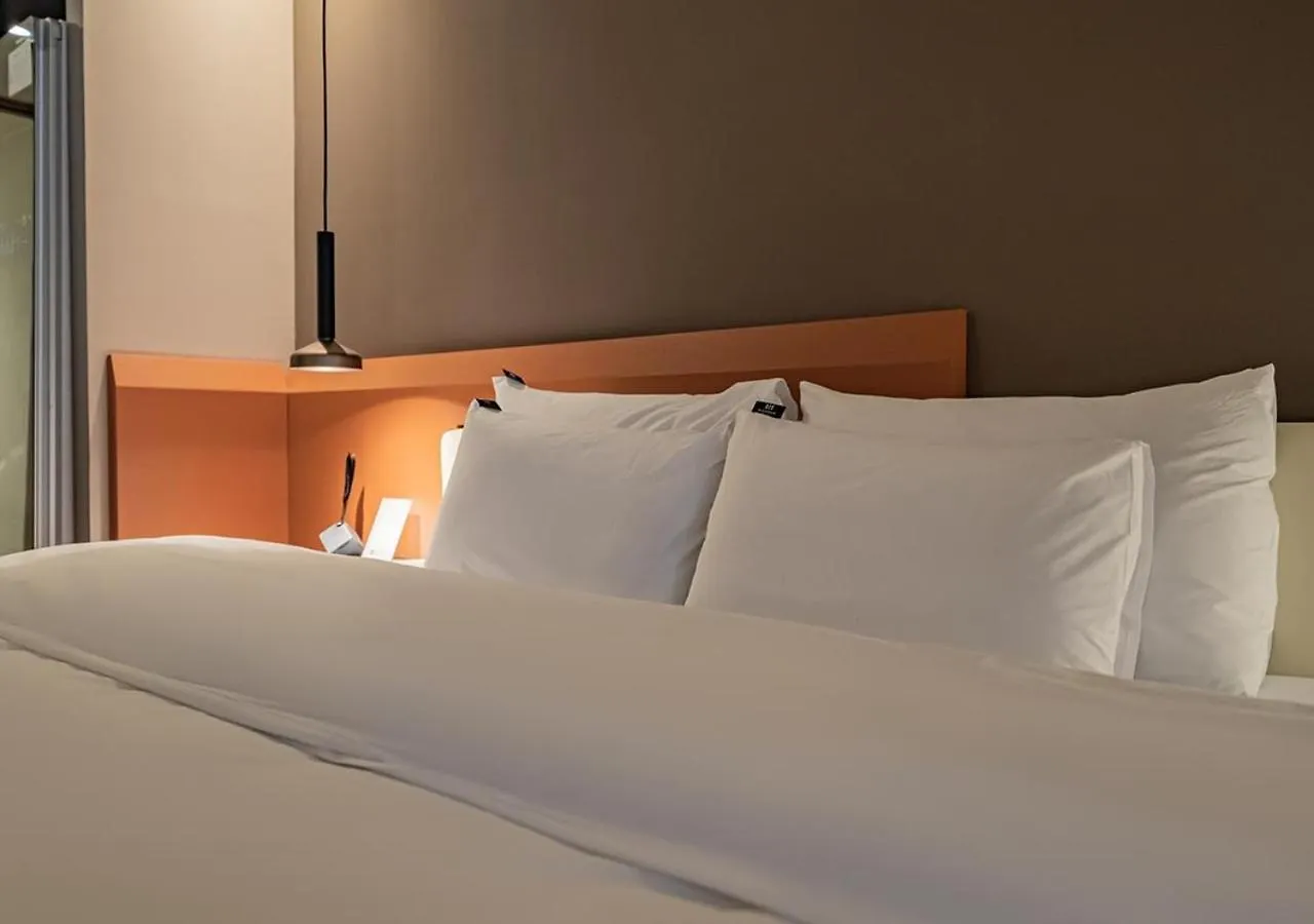 Incheon H Avenue Soraepogu Hotel 0*,  South Korea