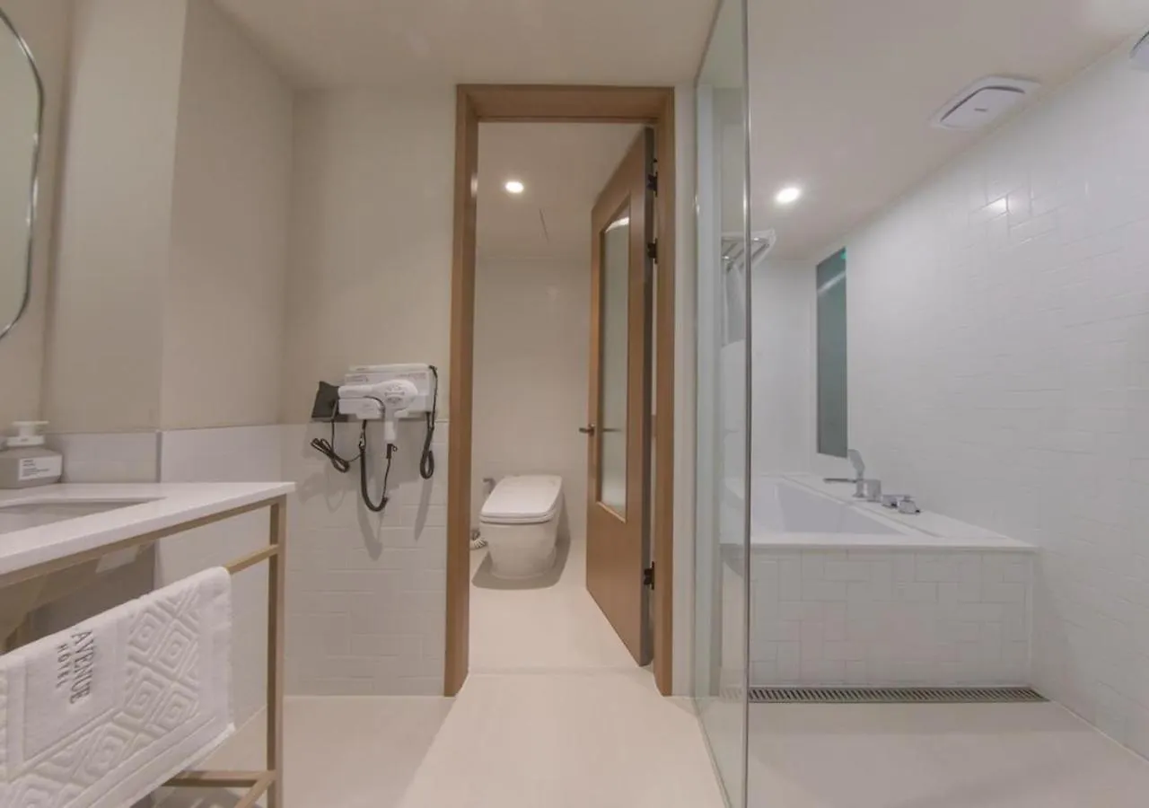 Incheon H Avenue Soraepogu Hotel 0*,  South Korea