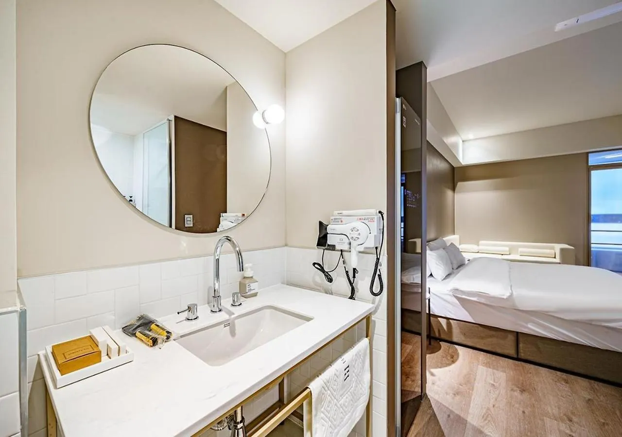 Incheon H Avenue Soraepogu Hotel 0*,